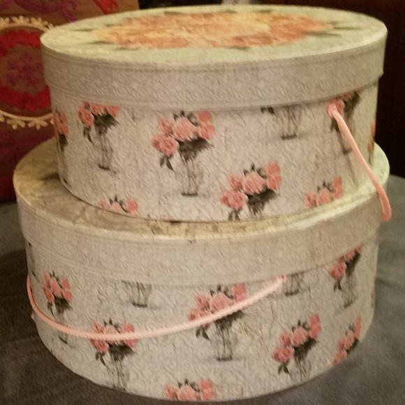 Vintage Accessories - Vintage Hat Boxes